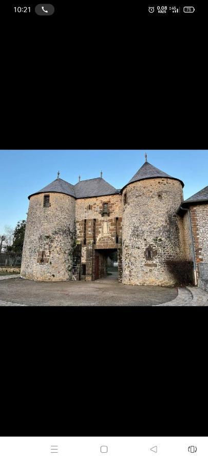 Cite De Caractere Medieval Appartement Fresnay-sur-Sarthe Buitenkant foto